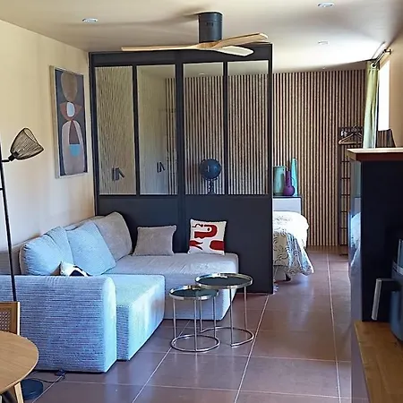 Casa vacanze La Garçonnière, Entre Rivière Foret Et Vigne *