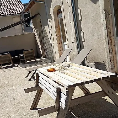 La Garçonnière, Entre Rivière Foret Et Vigne Bourg-Charente